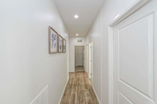 37 Deergrass, Irvine CA  92618-2246 exterior