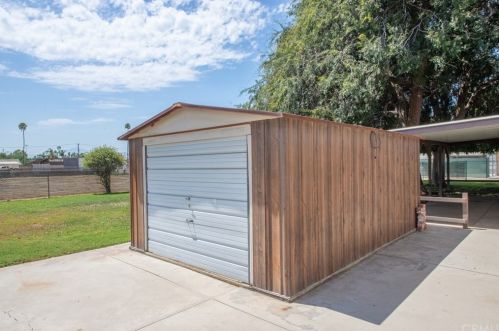 5550 Jurupa Ave, Riverside CA 92504-1252 exterior