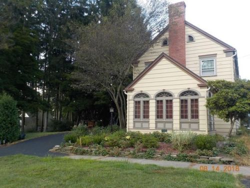 722 Liberty St, Franklin PA  16323-1134 exterior
