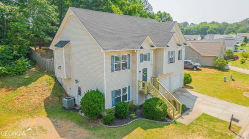557 Bishop Ct, Commerce, GA 30529-7750