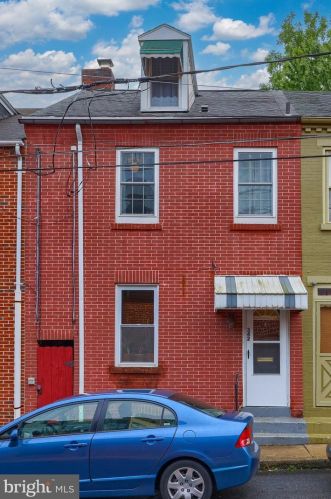 342 Fulton St, Lancaster, PA 17602-2722