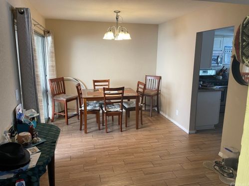 5393 Dahlia Ln, Riverside, CA 92507-6350