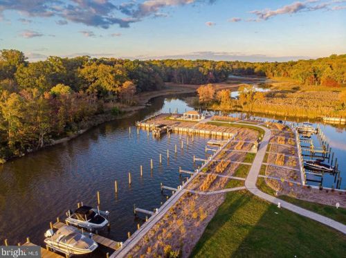 361 Marina Ave, Aberdeen MD  21001-4204 exterior