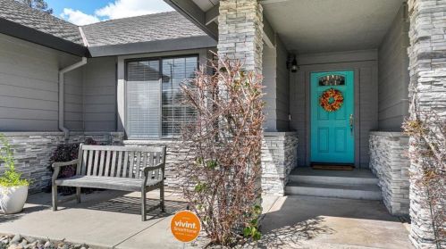 2665 Hawkeye Ave, Turlock CA  95380-2950 exterior