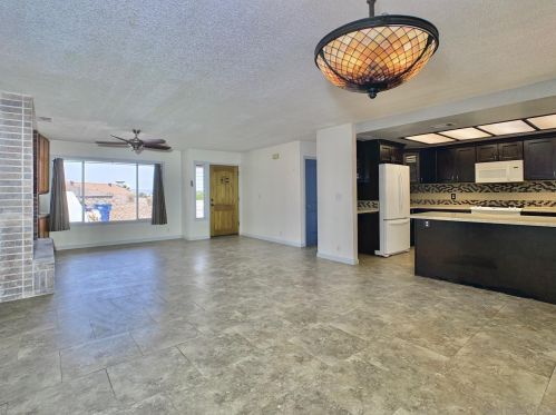 13523 Los Coches Rd, El Cajon, CA 92021-2034