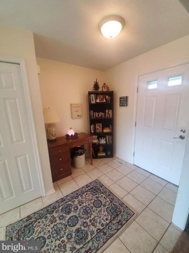 221 Mcguire Cir, Harpers Ferry, WV 25425-5780