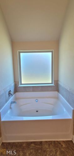 2111 Ginger Lake Dr, Conyers GA  30013-7521 exterior