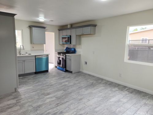 10864 Campbell Ave, Riverside CA  92505-2440 exterior
