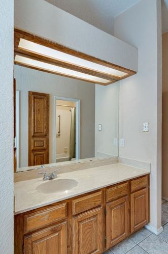 7909 Katie Ln, Fort Worth TX 76148-1512 exterior