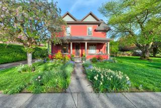 21300 Main St, Aurora, OR 97002-9243