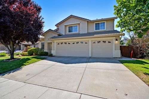 9742 White Pine Way, Elk Grove, CA 95624-4427