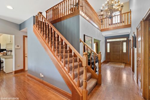 19403 Woodedge Ln, Mokena, IL 60448-9726