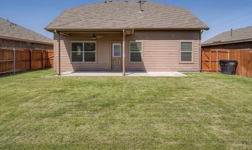 5009 Grayson Rdg Dr, Fort Worth TX  76179 exterior