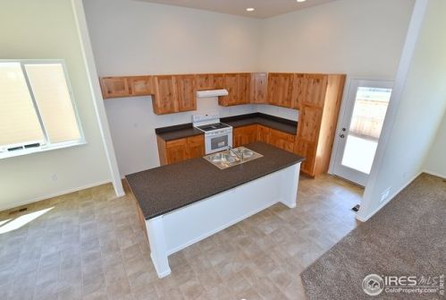 2668 Emerald St, Loveland CO 80537-2013 exterior