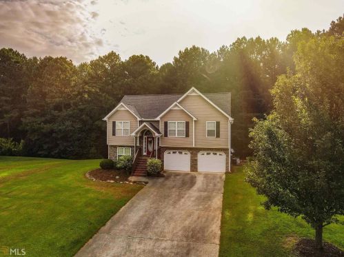 168 Hawthorn Dr, Carrollton, GA 30116-4644