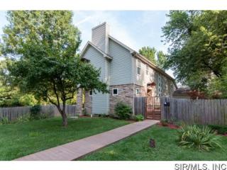 107 Mckinley Ave, Edwardsville, IL 62025-2341