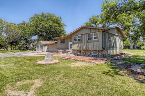 11430 Tabler Rd, Minooka, IL 60447-9114