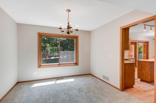 663 Bridle Ridge Rd, Saint Paul MN  55123-1679 exterior