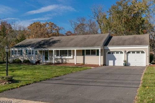 959 Ardsley Ln, Bridgewater, NJ 08807-1101
