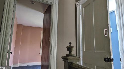 235 Howard Ave, Lancaster PA  17602-3603 exterior