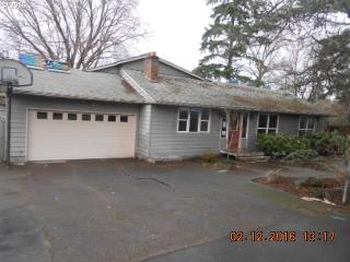 9045 Brier Ln, Portland, OR 97223-7149