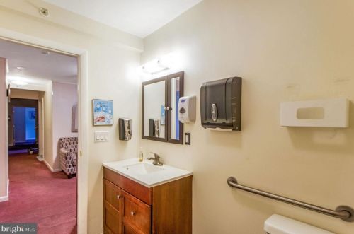 12606 Meadowood Dr, Silver Spring MD 20904-2928 exterior