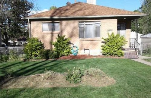 3350 Emerson St, Englewood, CO 80113-2832