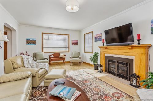 1066 Bonnie Brae Blvd, Denver CO  80209-5135 exterior