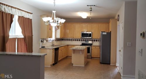 224 Memory Ln, Stockbridge GA  30281-6294 exterior