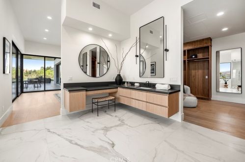 7663 Corto Rd, Anaheim CA  92808-1348 exterior