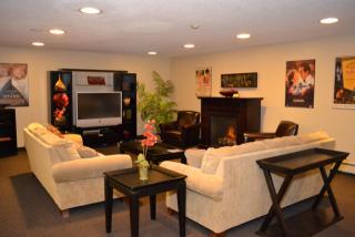 2400 102nd St, Minneapolis MN  55431-3367 exterior