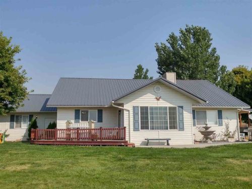 1744 Striker Ln, Jonathan, ID 83672-5569