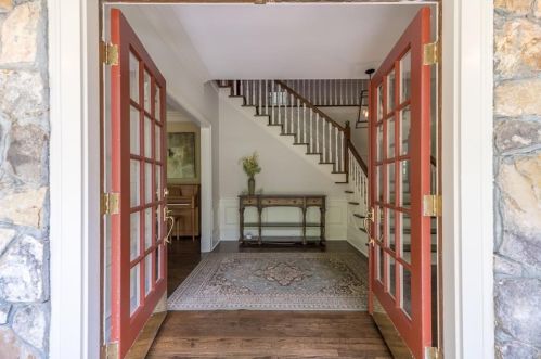 1565 Lazy River Ln, Atlanta GA  30350-3521 exterior