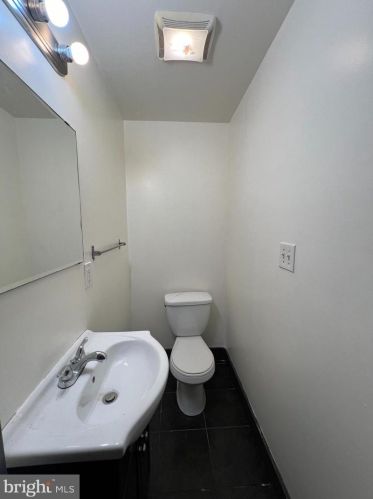 2036 19 St, Philadelphia PA 19121-4120 exterior