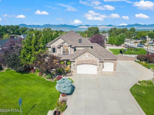 13422 Lone Peak Ln, Draper, UT 84020-9326