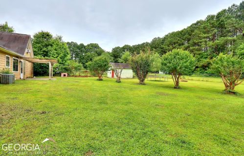 3481 Brookview Dr, Loganville, GA 30052-6125