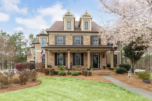 126 Arcadia Park Dr, Holly Springs, GA 30114-4578