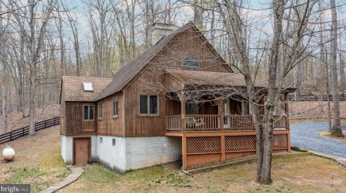 98 Hideaway Ln, Boyce, VA 22620-3157