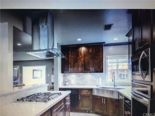 8140 Summerfield Ave, Whittier, CA 90606-2925