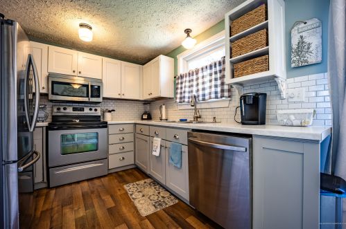 70 Ward Cir, Mere Point, ME 04011-9343