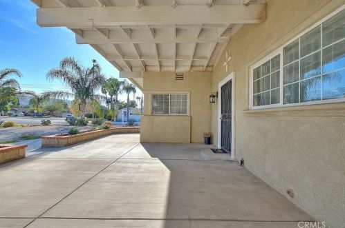 11273 Royal Palm Blvd, Riverside CA  92505-3648 exterior
