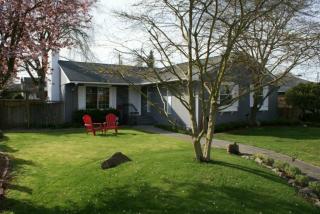732 Wetmore Ave, Everett, WA 98201-1326