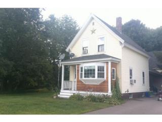 6 Church St, Tilton, NH 03276-5332