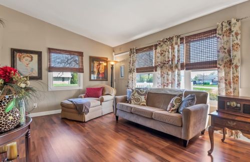 12704 Cedar Lake Rd, Crown Point, IN 46307-8701