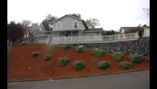 129 Summerwood St, Roseburg, OR 97471-8321