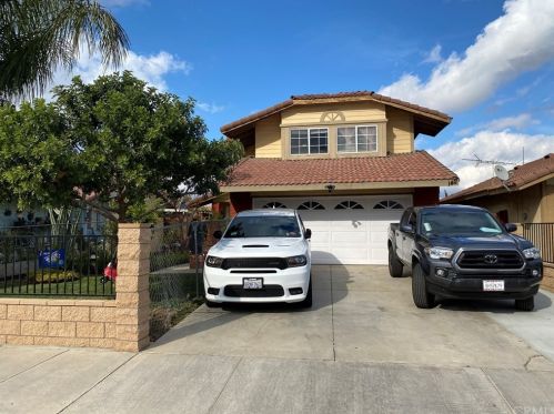 142 Oaktree Dr, Perris, CA 92571-2772