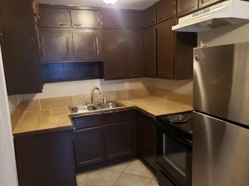 2401 Macon Dr, Atlanta, GA 30315-8313