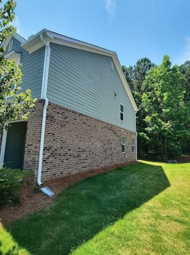 1905 Millstream Holw, Conyers GA  30012-3596 exterior