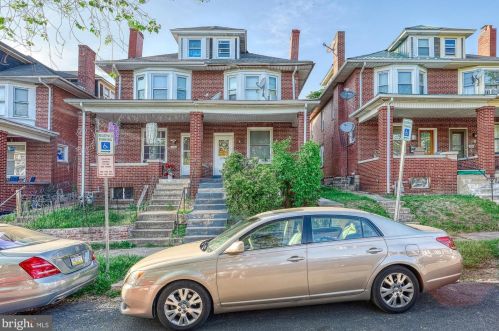 1846 Holly St, Harrisburg, PA 17104-1241