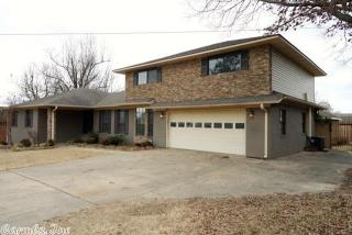 302 Cooper Cir, Paragould, AR 72450-6401